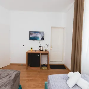 3* Otel Tier Center